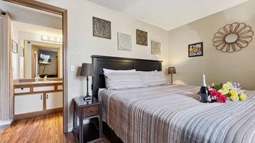 2 chambres, fer et planche Ă repasser, Wi-Fi, draps fournis