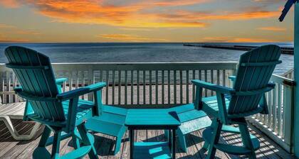 Bayfront Kontiki 107