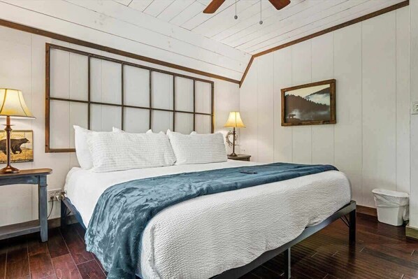 Iron/ironing board, free WiFi, bed sheets