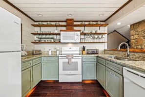 Fridge, microwave, oven, dishwasher