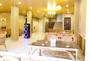 Dining - Tapovan Retreat Manali (Manali)