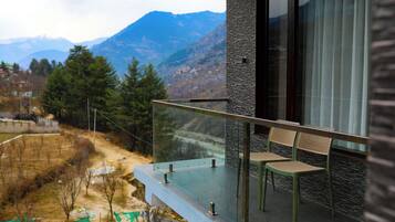 Luxury Mountain View | Balcony view