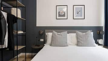 Apartment, 1 Queen Bed, Non Smoking, Kitchenette | Free WiFi