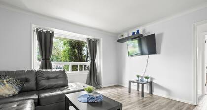 Modern 2 Bedroom Home In A Prime Location