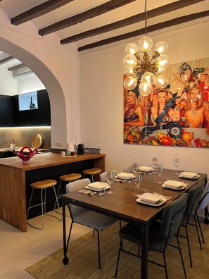 Apartment, City View | Living area