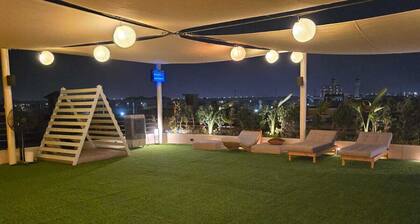WS Luxury Hotel Apartment with a Private Garden (202)