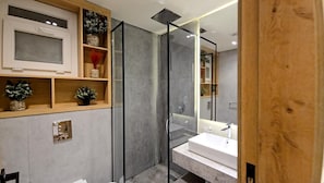 Shower, bidet, towels, soap