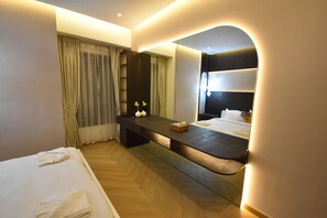 Free WiFi - Highend Luxury Rimal with JBR view (Dubai)