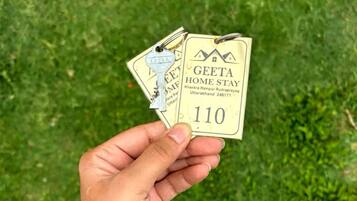 Doppia Classic, balcone, vista montagna | Postazione laptop, Wi-Fi gratuito