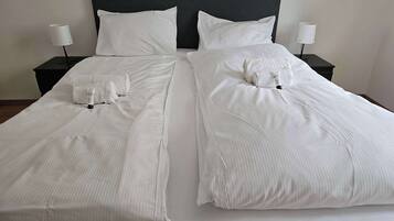 2 bedrooms, iron/ironing board, travel cot, WiFi