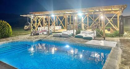 Villa for 20 people with a pool, 5 min. from Sunny Beach, 6 min. from the beach