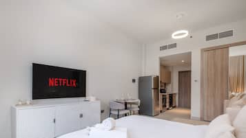 Studio | Living room