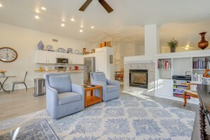 House (3 Bedrooms) | Interior - 4 Mi to Usery Mtn: Relaxing Retreat in Mesa! (Mesa)