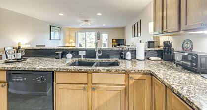 23-mile Canal On-site: Condo in Ocean Shores!