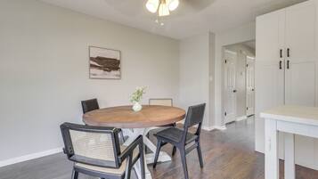 Căn hộ (3 Bedrooms) | Nội thất