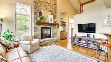 Rumah (3 Bedrooms) | Bagian depan properti