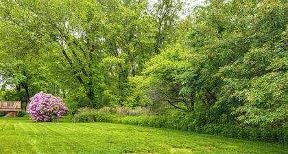 6 Mi to Frelinghuysen Arboretum: Parsippany Home