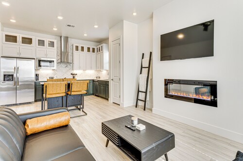 Pool Access & Private Yard: Oklahoma City Retreat