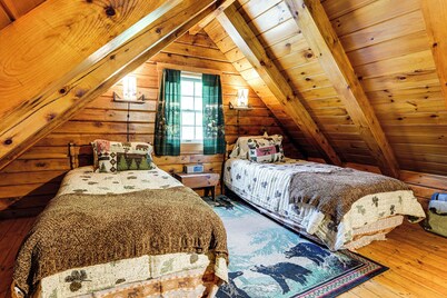 35 Mi to Acadia: Rustic Retreat in Orland!