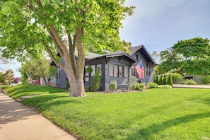 House (3 Bedrooms) | Interior - Walk to Dtwn: Cozy Home w/ Fireplace in Charlevoix (Charlevoix)