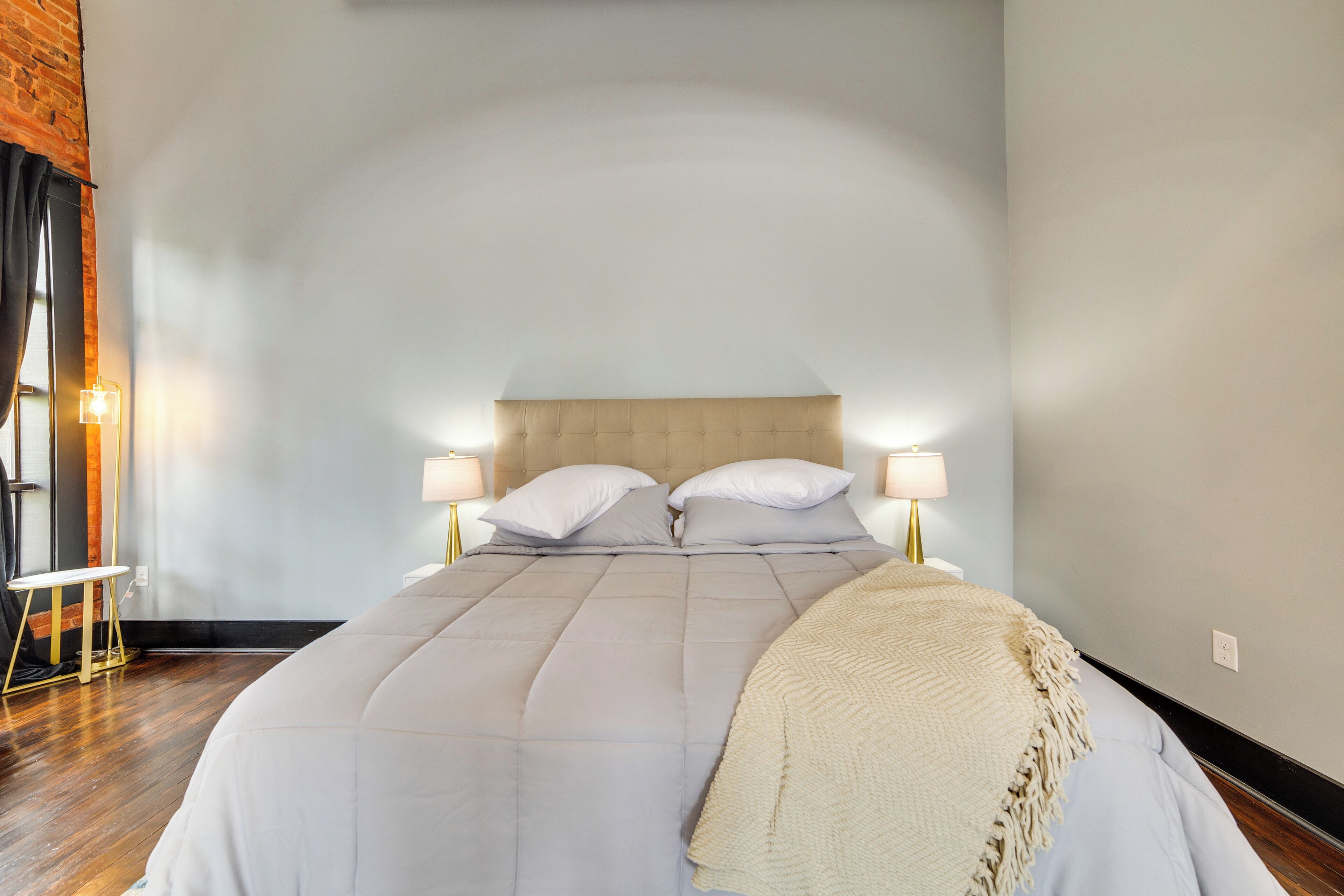 Apartment (0 Bedroom) | Interior