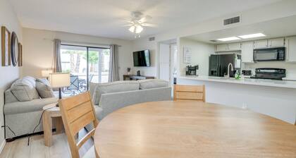 Patio + Pool Access: Golf Getaway in Peoria
