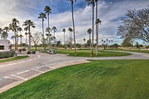 Apartment (2 Bedrooms) | Interior - Patio + Pool Access: Golf Getaway in Peoria (Peoria)