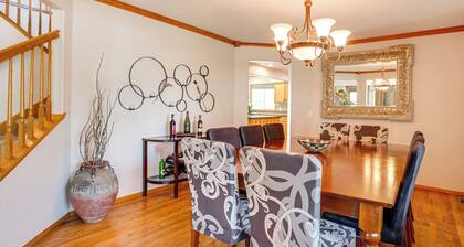 Walk to Rec Center: Spacious Highlands Ranch Home