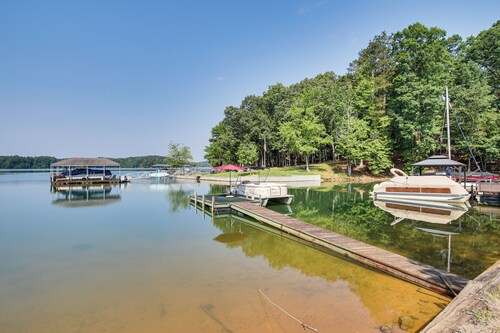 < 1 Mi to Marina: Fair Play Home on Lake Hartwell