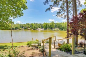 Cottage (2 Bedrooms) | Interior - Secluded Lake Hamilton Access: Hot Springs Home (Hot Springs)