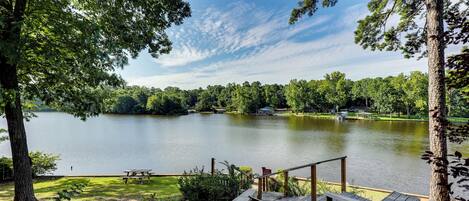 Cottage (2 Bedrooms) | Front of property
