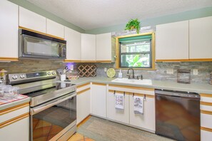 Cottage (2 Bedrooms) | Interior