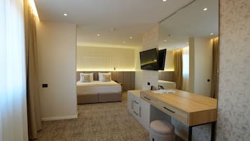 Minibar, décoration personnalisée, ameublement personnalisé, bureau