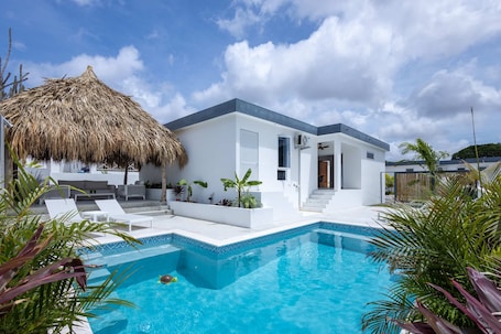 3 habitaciones y acceso a internet