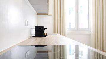 Standard Apartment, Courtyard View | Private kitchen | Mini-fridge, microwave, stovetop, espresso maker