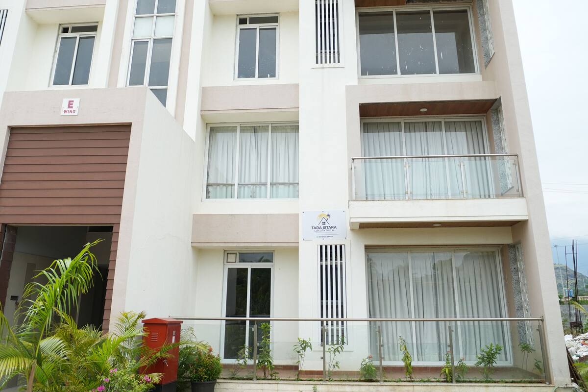 Tara Sitara Luxury Villa with Private Pool | Desk, laptop workspace, free WiFi