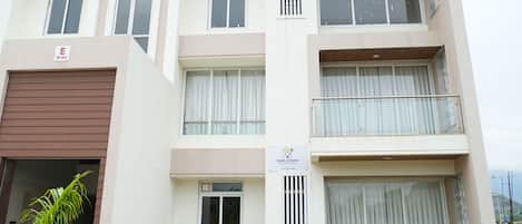 Villa Deluxe | Bureau, espace de travail pour ordinateur portable, Wi-Fi gratuit