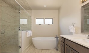 Hair dryer, towels - Big Sky Vacation Rentals: 245A Pheasant Tail (Big Sky)