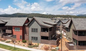 Exterior - Big Sky Vacation Rentals: 245A Pheasant Tail (Big Sky)