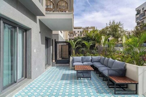 Rivera 2bedroom with Garden Eastown near EDNC Mall