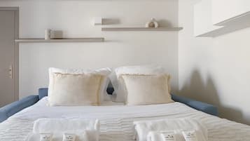 Appartement, vue cour intérieure | Coin séjour