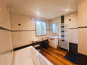 Hair dryer, towels, toilet paper