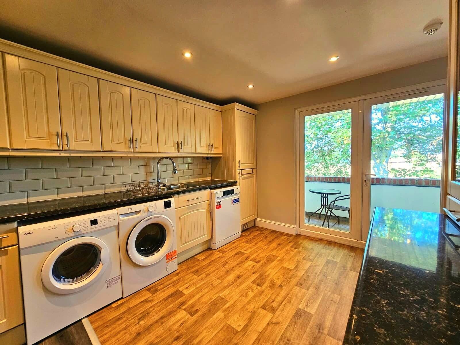 Deluxe Apartment | Private kitchen