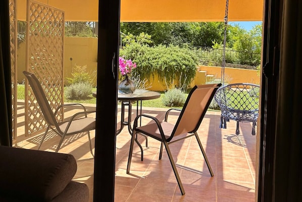 Studio, vue jardin, cÎté jardin | Terrasse/Patio