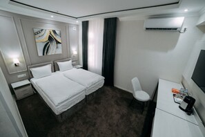 Chambre Supérieure avec lits jumeaux