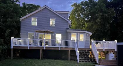 Spacious 4-bedroom, 3.5-bath lakeview house with AC, WiFi in charming Port Henry