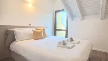 Apartment, 1 Bedroom, Accessible, Smoking | 2 bedrooms