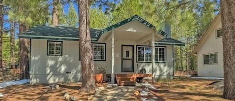 Cabin, 2 Bedrooms | Exterior