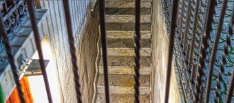 TRIBUNALE BASEMENT APARTMENT 
