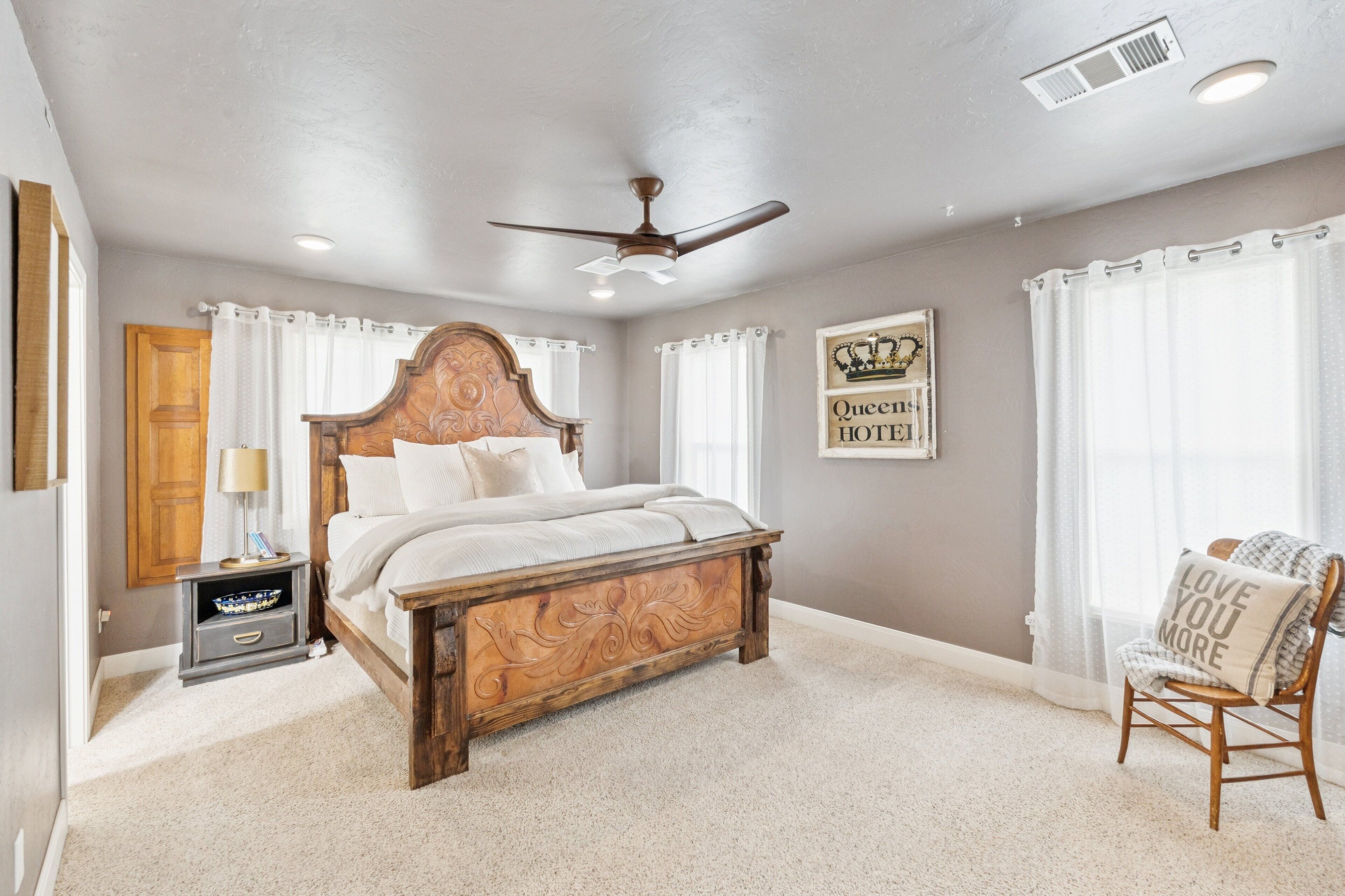 House, 3 Bedrooms | 3 bedrooms, laptop workspace, iron/ironing board, cots/infant beds